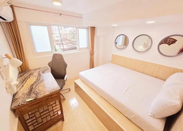 Crane Nest 2 Mezzanine Opaque View Apartment